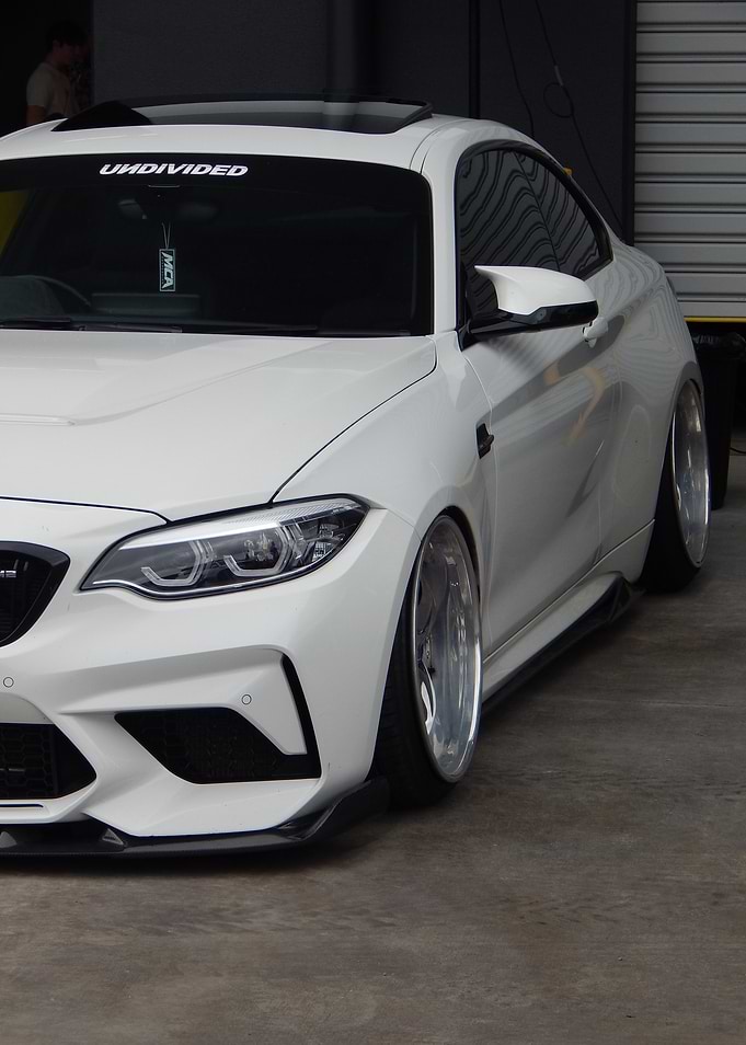 White BMW M2