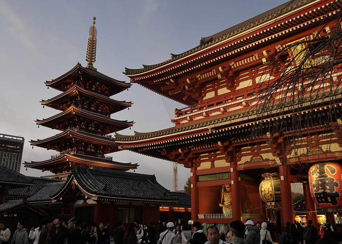 Tokyo Temple Architecture