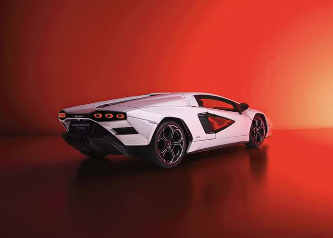 White Lamborghini Aventador