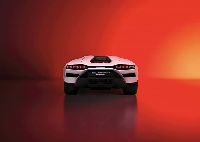 Lamborghini Countach LPI 800-4