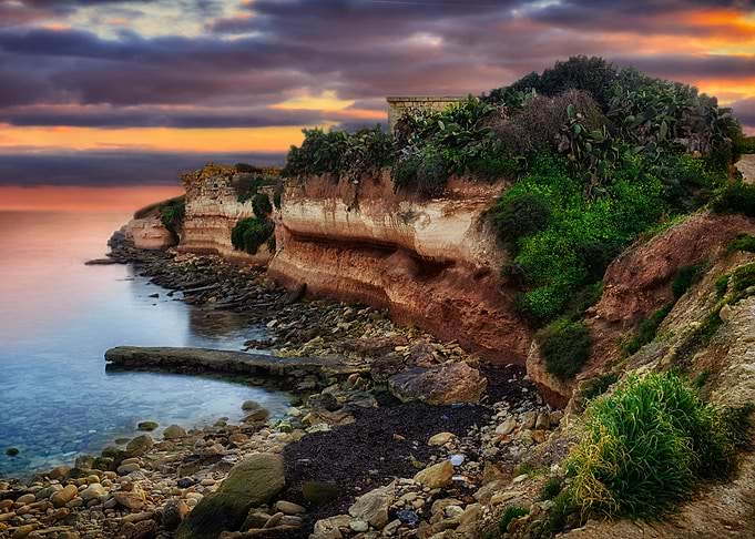 St Thomas beach at sunrise in Malta - Landscape photo