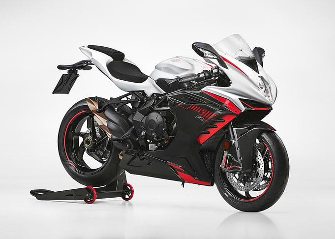 Triumph Daytona 765