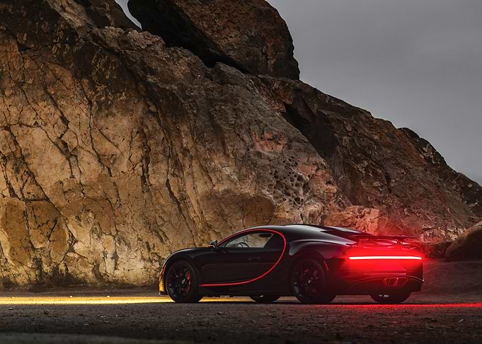 Black Bugatti Chiron