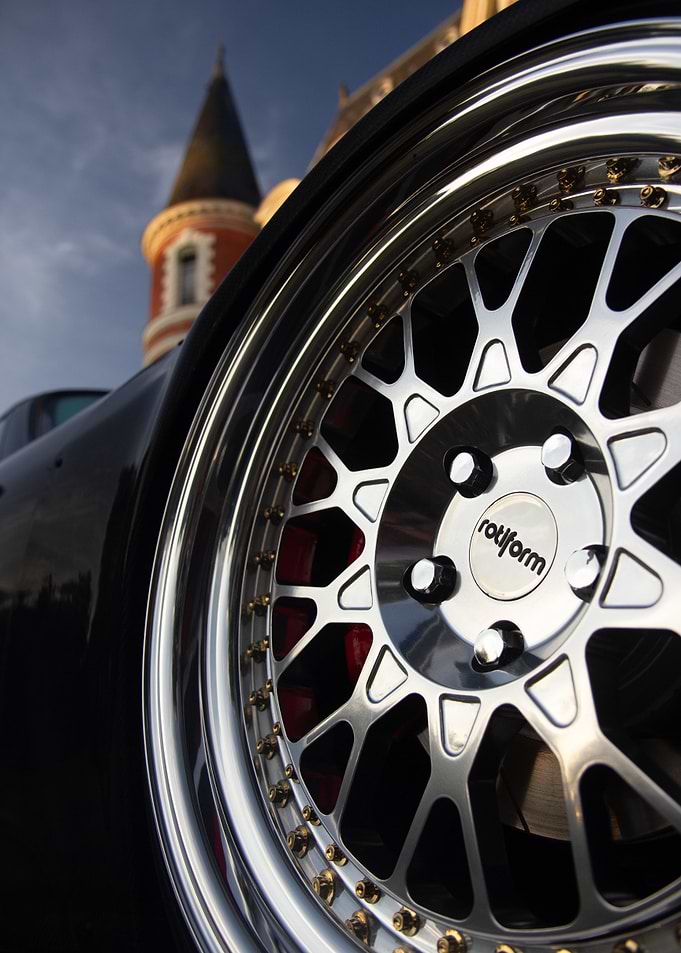 Rotiform S2000 Wheel