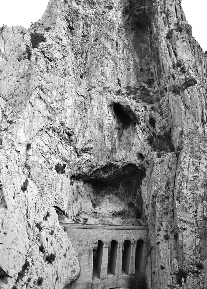 Camanita Del Rey Aqueduct Bridge