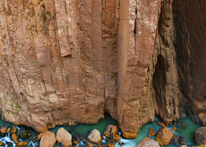 Cliffs End