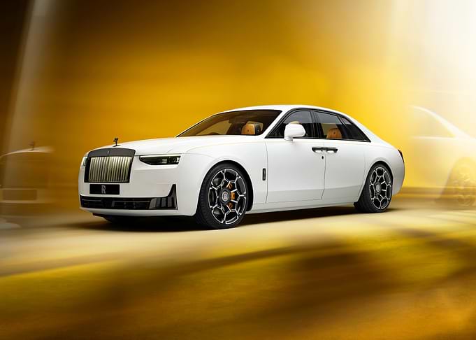 White Rolls Royce Phantom