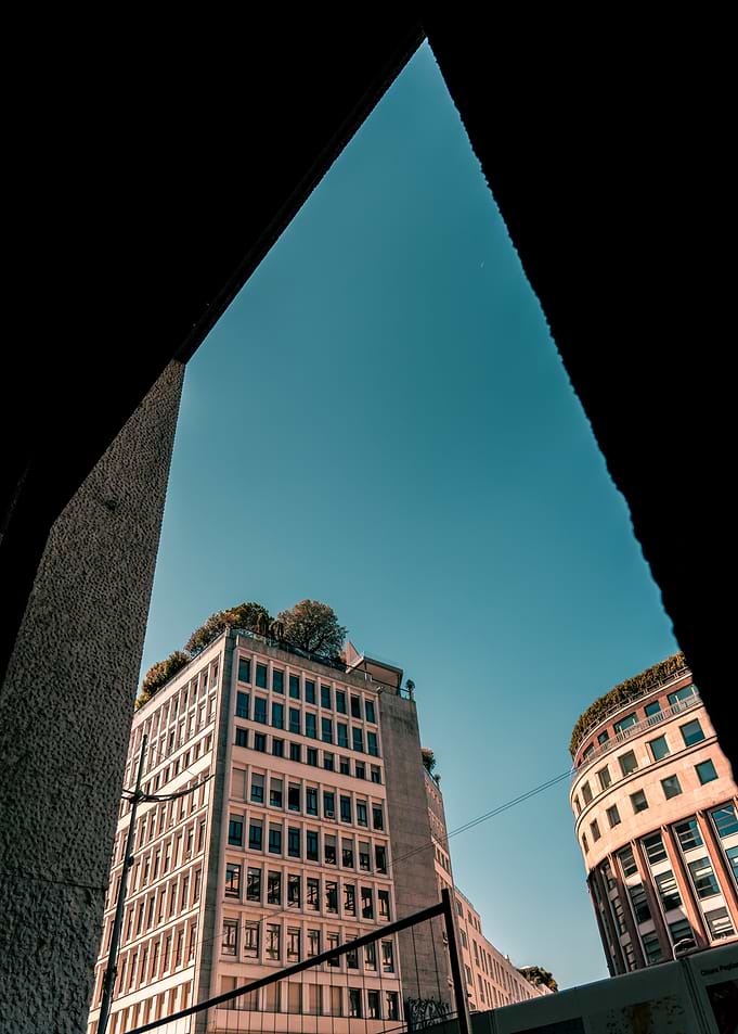 abstract Milano