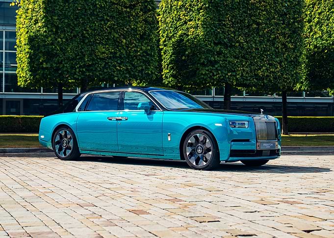 Rolls Royce Phantom in Teal