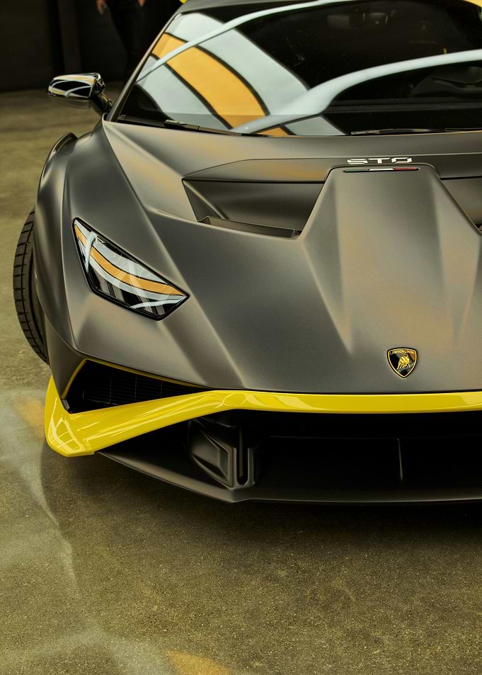 Lamborghini STO Front View