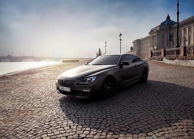 Black BMW 6 Series