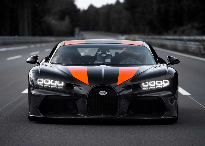 Black Bugatti Chiron