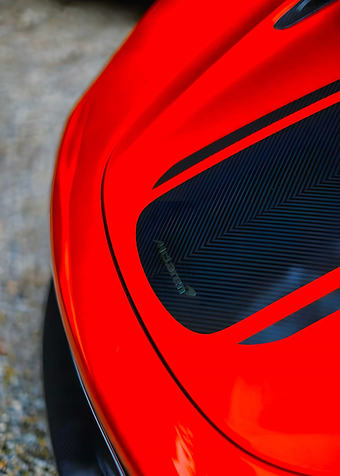 McLaren 720S Hood Detail