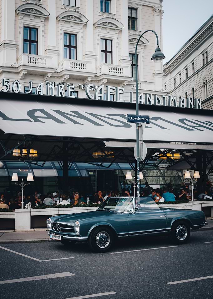 Classic Car at Cafe Landtmann