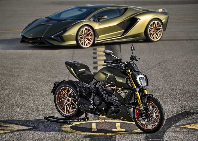 Green Lamborghini & Ducati Motorcycle