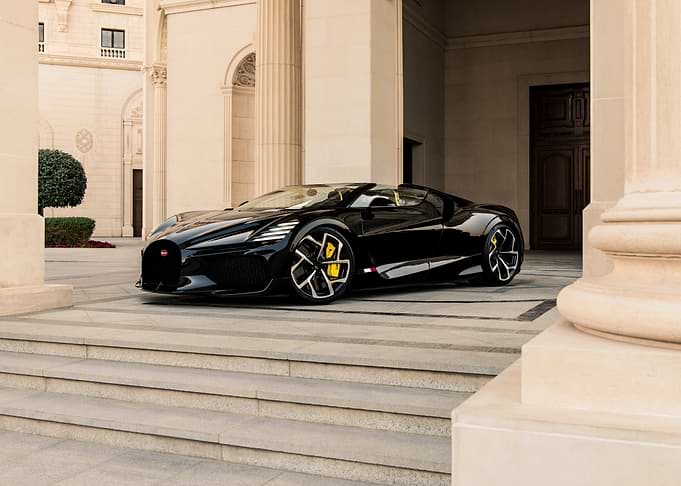 Black Bugatti Chiron