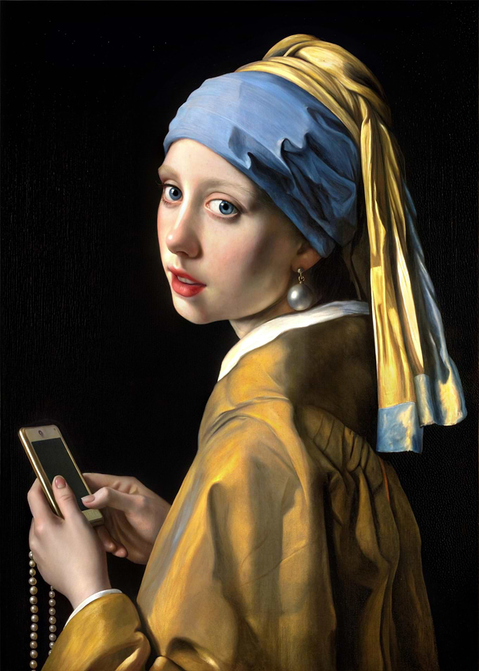 Girl with a Pearl Earring & Smartphone