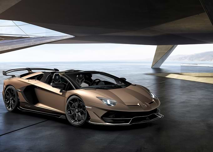 Lamborghini Aventador SVJ Roadster