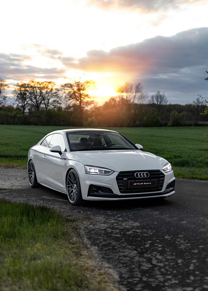 White Audi S5 Coupe