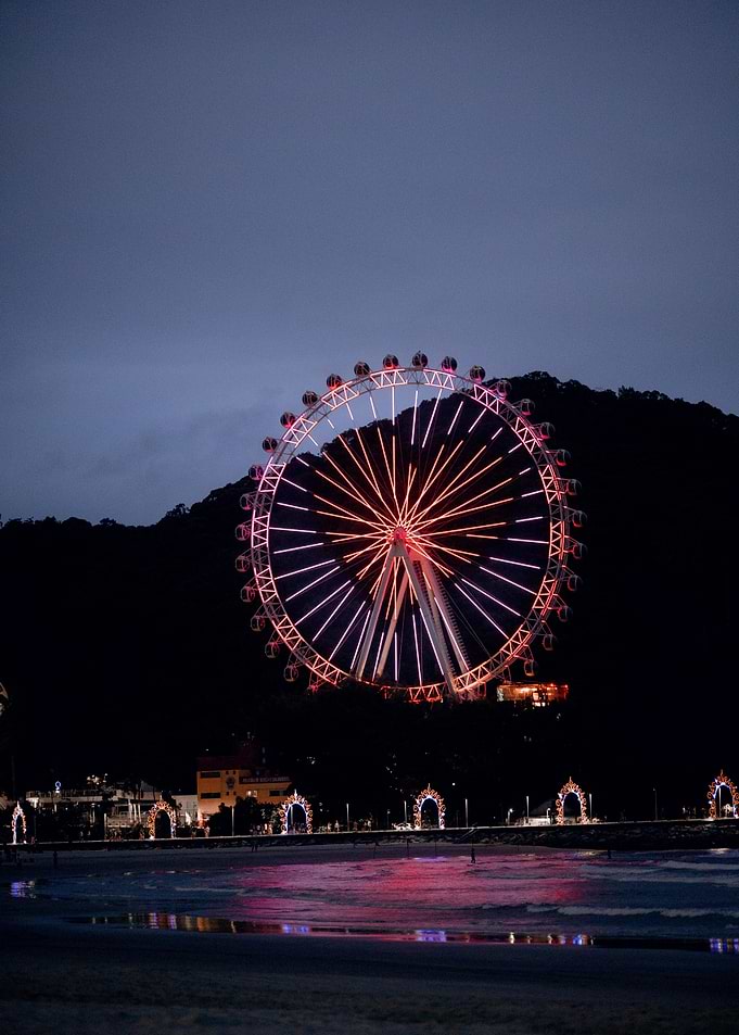 Heart Ferris Wheel Night Lights
