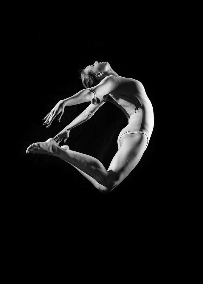 Dancer in Mid-Air