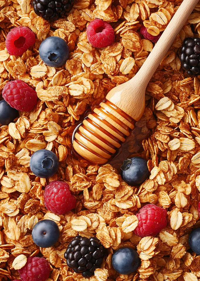Granola with Berries and Honey