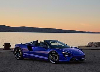 McLaren Artura Spyder