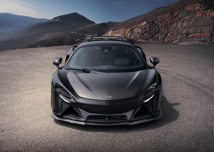 Black McLaren 765LT