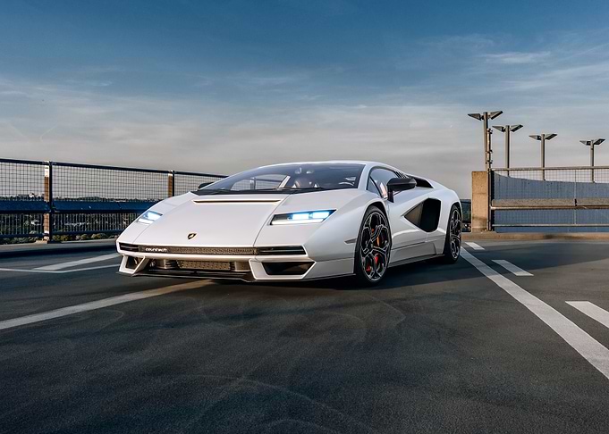 Lamborghini Countach LPI 800-4