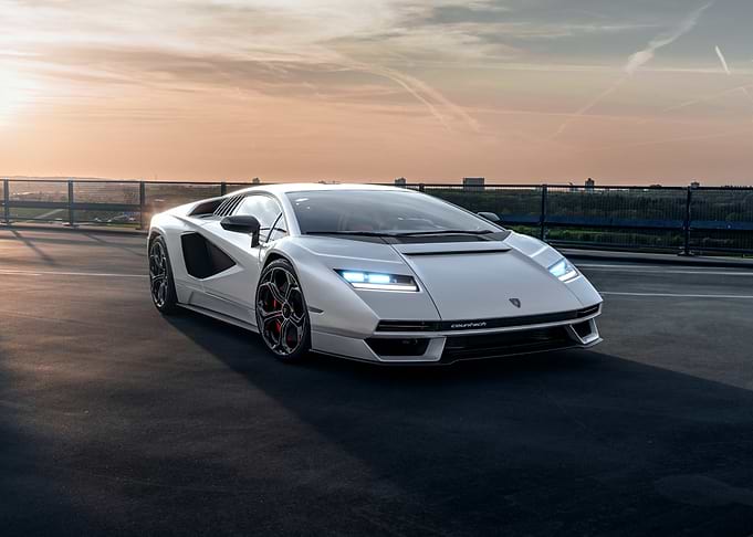 Lamborghini Countach LPI 800-4