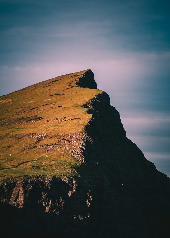 Trælanípa cliff, Fær Øer islands