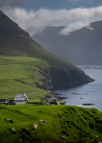 Church on a Cliffside, Villingardalsfjall Fær Øer