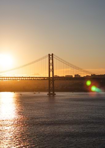 25 de Abril Bridge Sunset