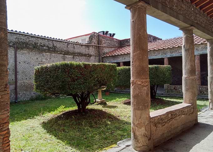 Pompeii Ancient Roman Courtyard