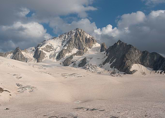 Aiguille du Chardonnet, Massif du Mont-Blanc