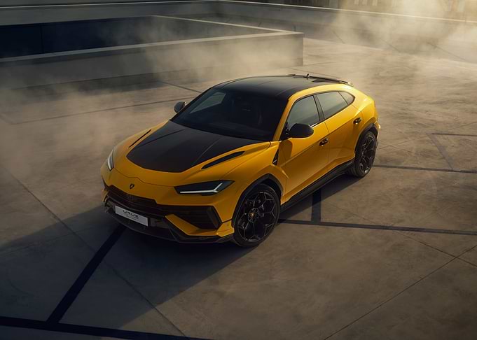 Lamborghini Urus Yellow