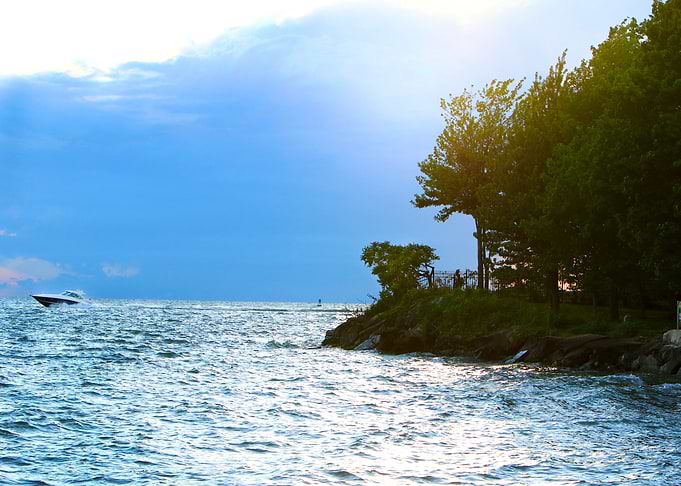 Lake Erie's Evening Serenity
