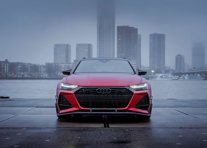 Red Audi RS6 Avant