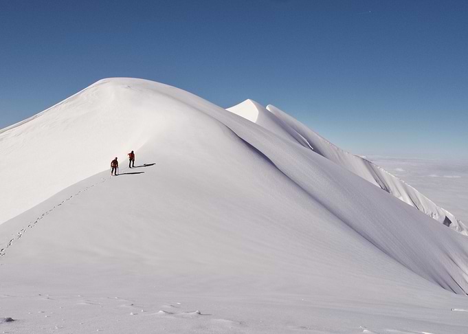 Hikers on Snowy Mountain(Dômes de Miage), Massif du Mont blanc)