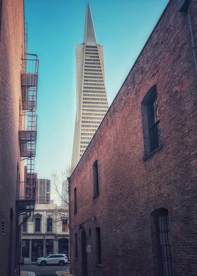 Transamerica Pyramid from Alley