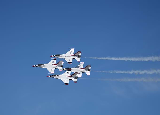 F-16 Thunderbird Formation US Air Force