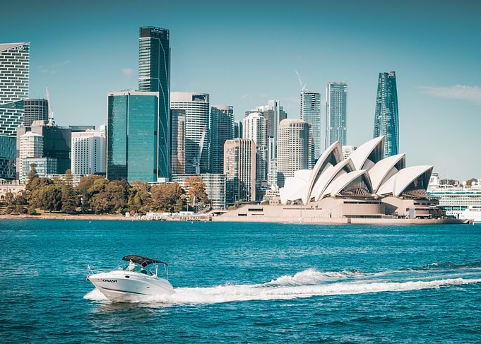 Sydney Harbor Boat an Opera House