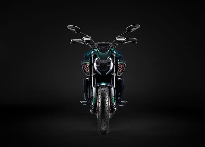 Ducati Diavel V4