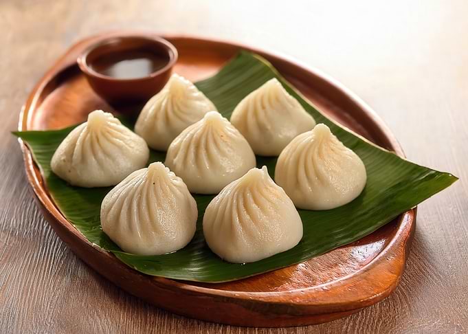 Steamed Dumplings on Banana Leaf