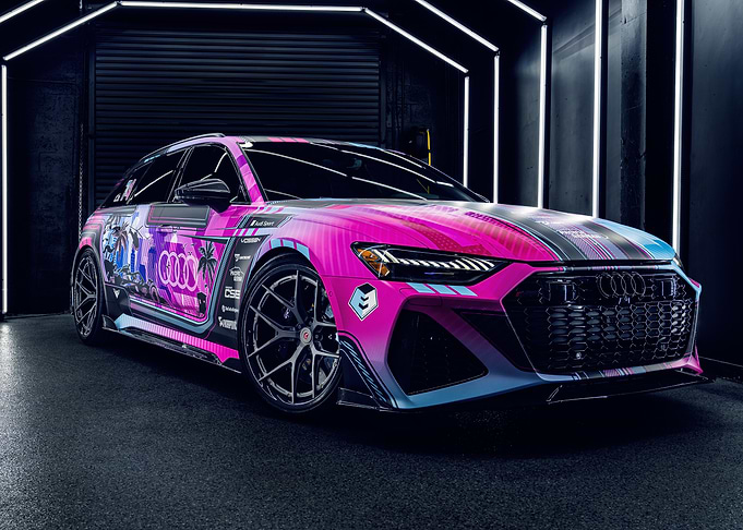 Pink Audi RS6 Avant