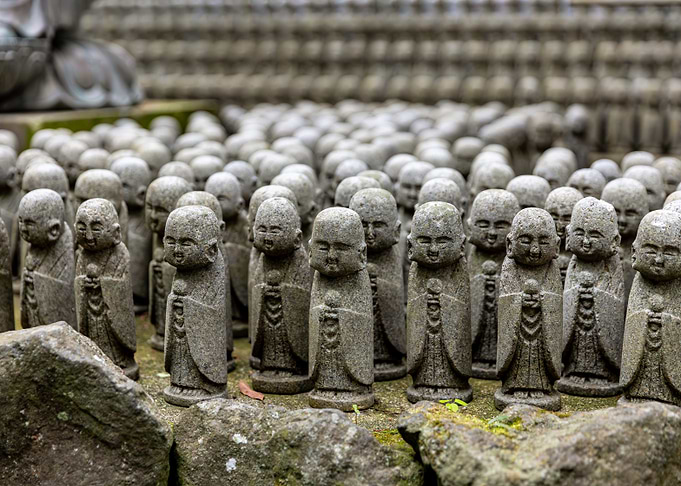 A Thousand Buddas