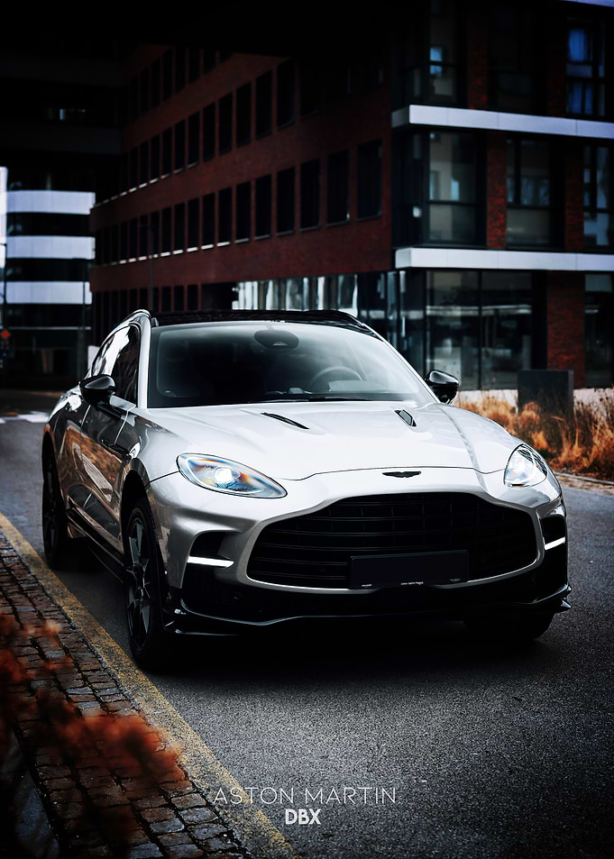 Aston Martin DBX Silver