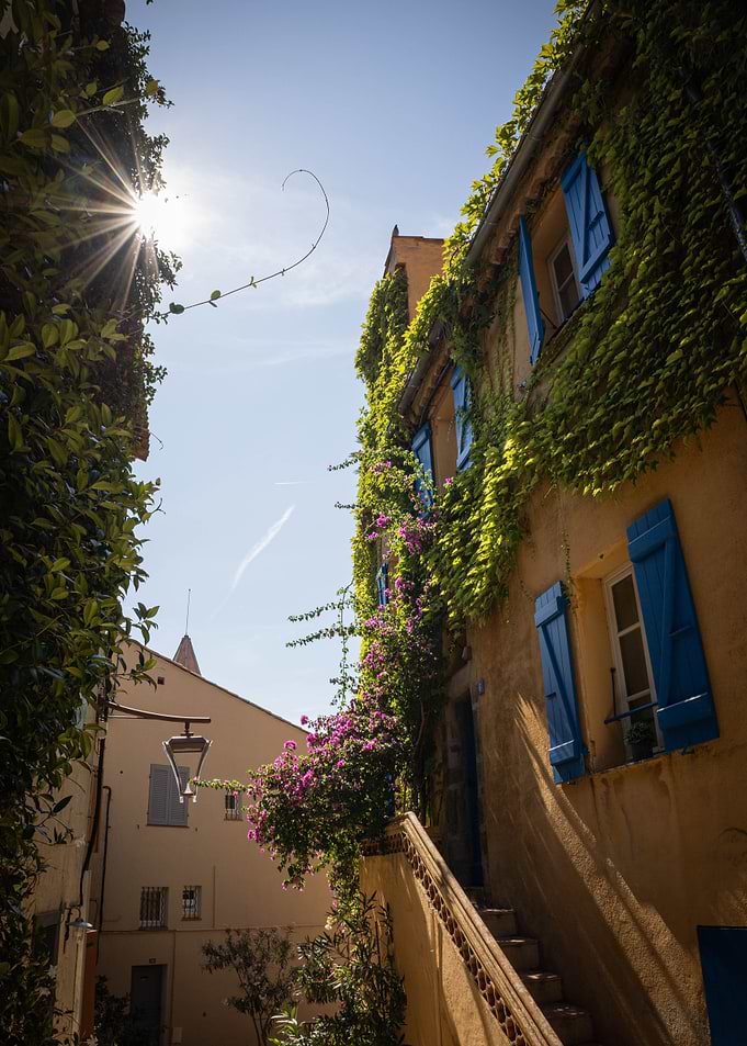 Sunny Old Town