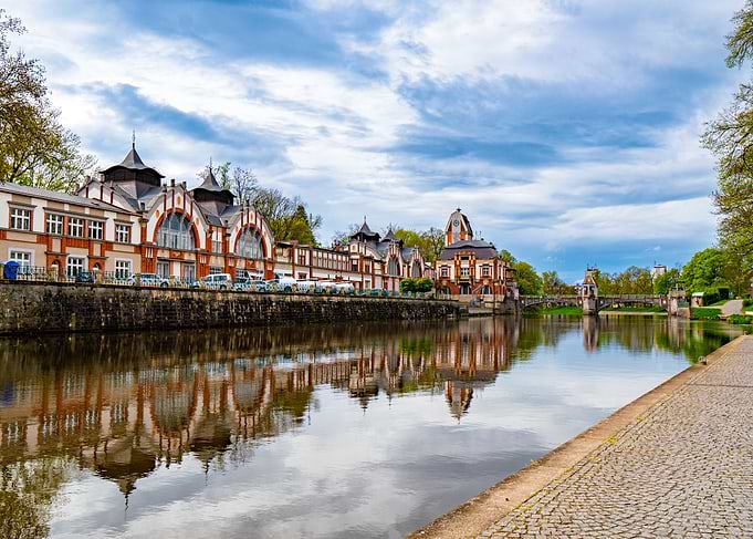 hydroelectric power station reflecting on the Elbe