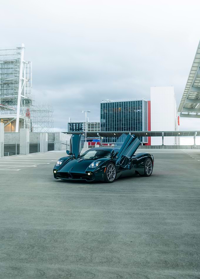 Pagani Utopia